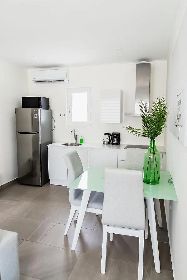 The Palm Leaf Apartments Noord